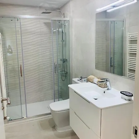 Appartamento Luminoso Apartamento A Lado De La Playa Sardinero Santander